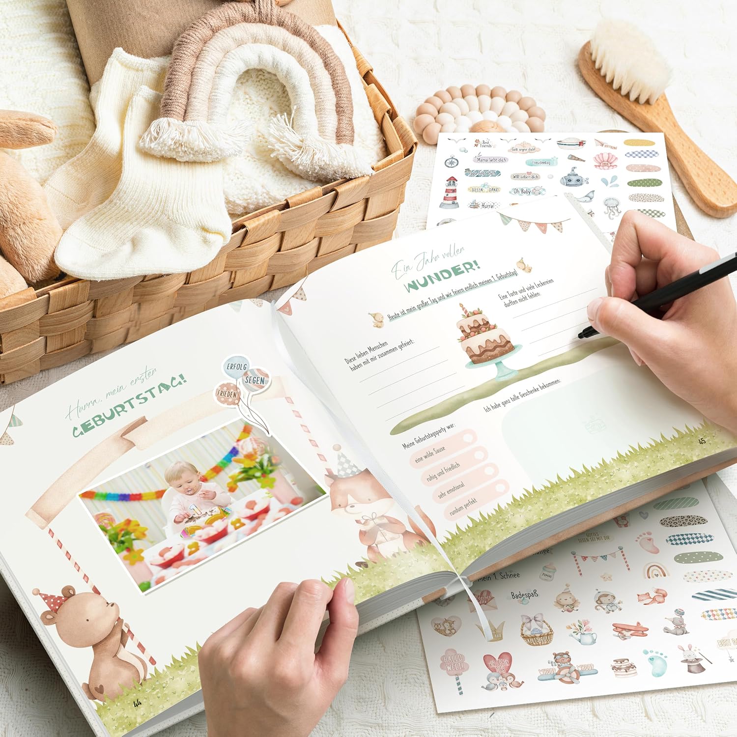 Hyggartn Mein Erstes Jahr Babyalbum - Personalisierte Geschenke für Babys