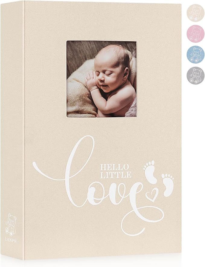 Lanpn „Hello Little Love" Baby-Fotoalbum – 300 Fotos, Leinen Beige
